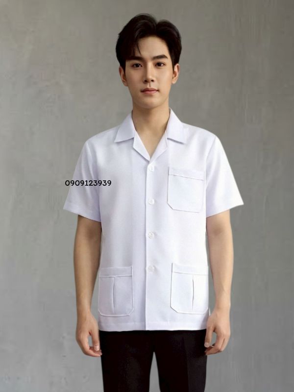 เสื้อกาวน์สั้น